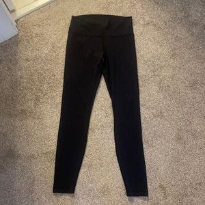 Black lulu lemon leggings